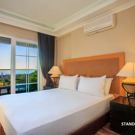 Hotell Manaspark Deluxe