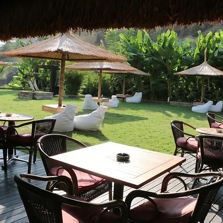 Hotell Manaspark Deluxe 4*