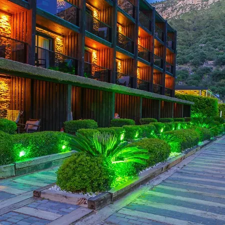 Manaspark Deluxe 4* Öludeniz